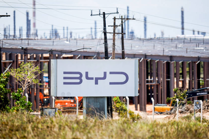 比亚迪巴西工厂建设工人：自己工资按月100%发放<strong></p>
<p>合约币走势</strong>，“一切安好”