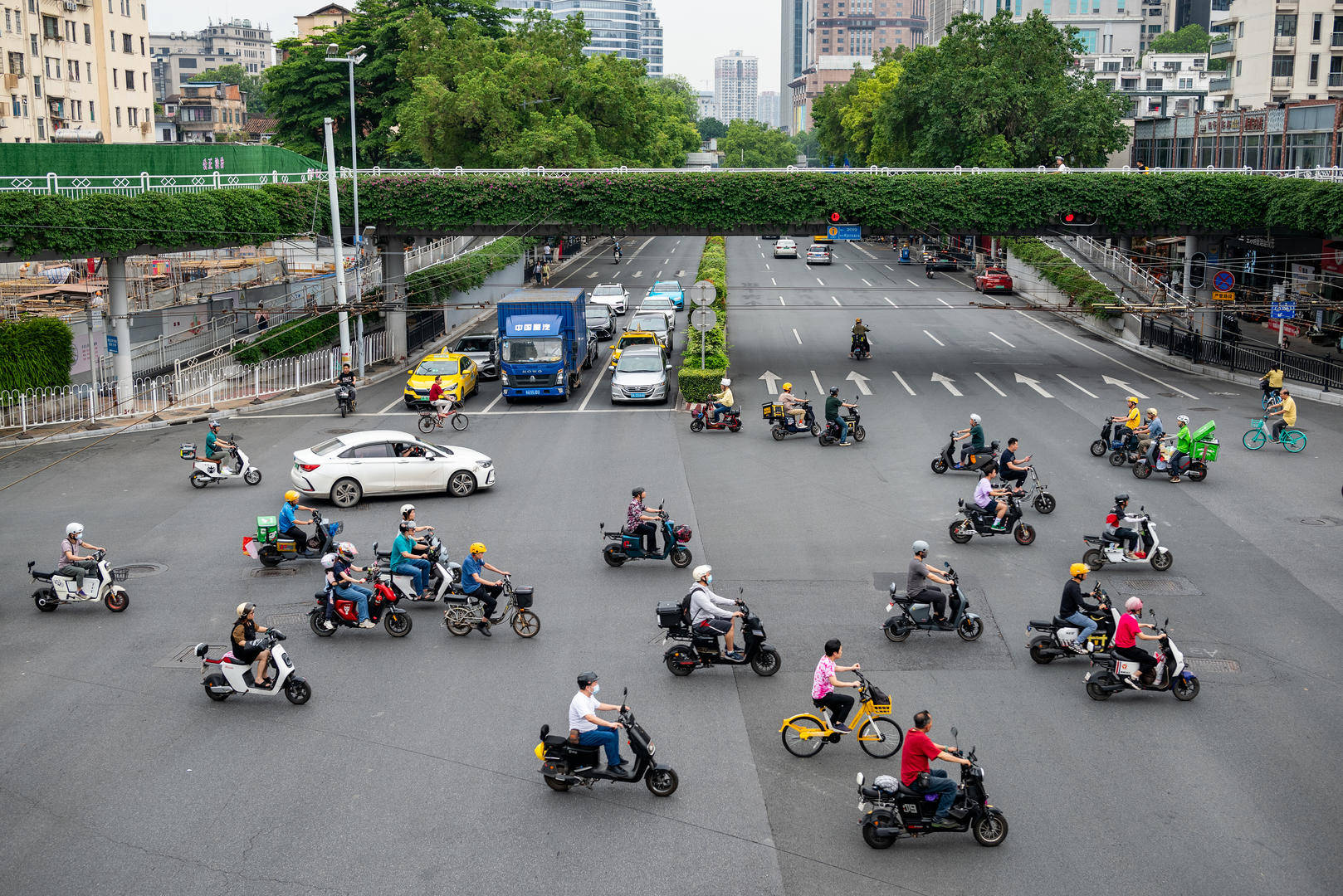 因20元电动自行车罚款<strong></p>
<p>支点币圈</strong>，广州一女子将市政府告上法庭 需求与治理如何两全？