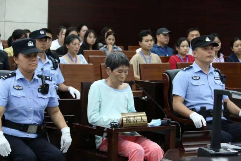 余华英被执行死刑<strong></p>
<p>百岁币</strong>！受害人杨妞花的姐姐发声：终于等到这一天