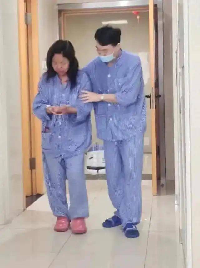 男子割肝救妻10个月后妻子去世：不后悔<strong></p>
<p>币圈赵东</strong>，我不救她谁救她