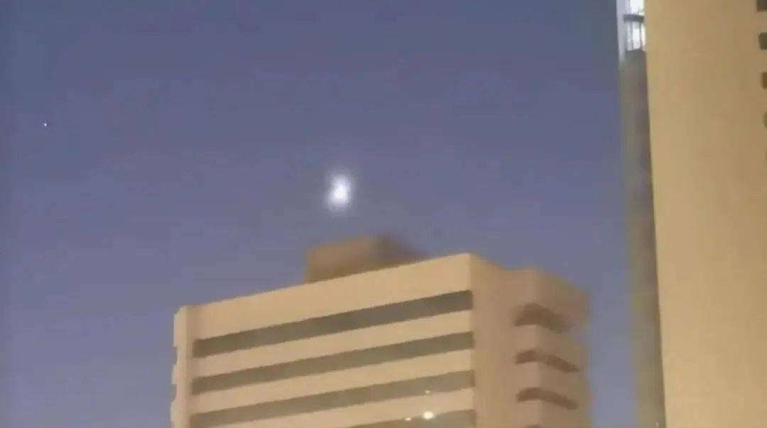 新疆夜空不明飞行物是什么<strong></p>
<p>币圈生态</strong>？揭秘来了