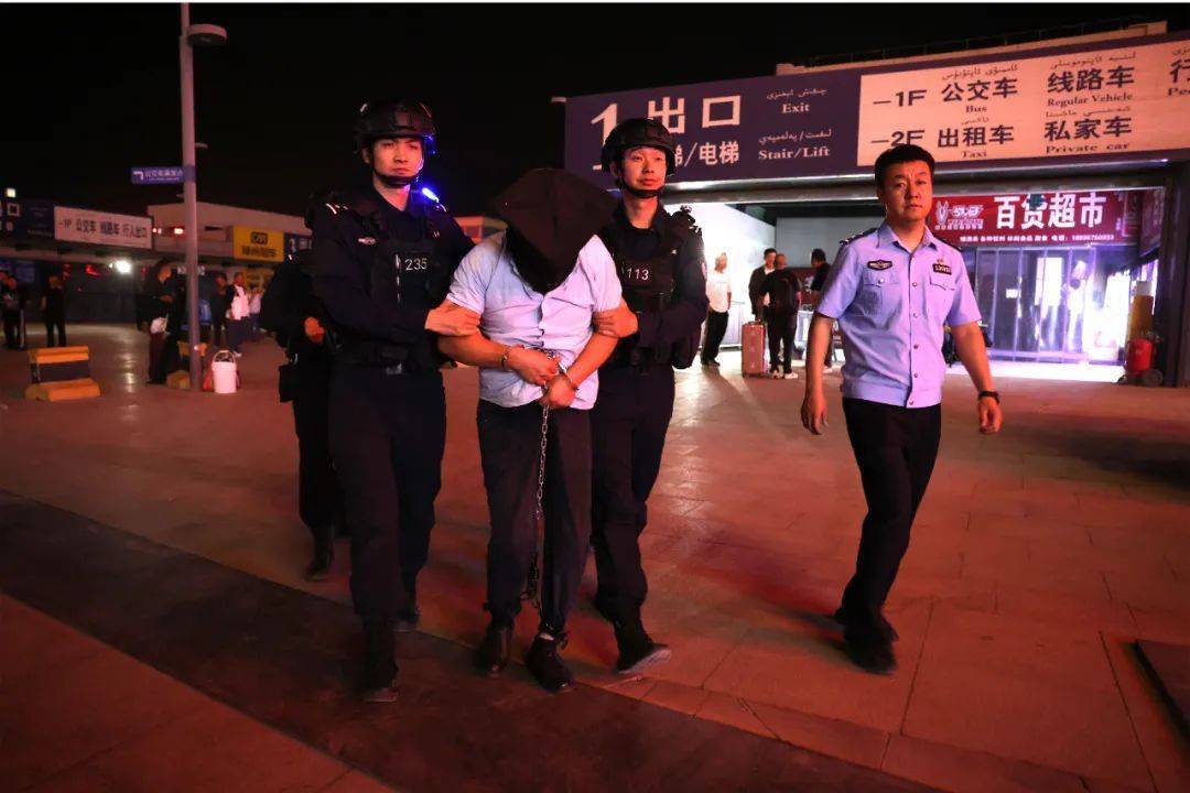 追凶23年<strong></p>
<p>币成交易</strong>，新疆库尔勒市公安局破获一起命案积案
