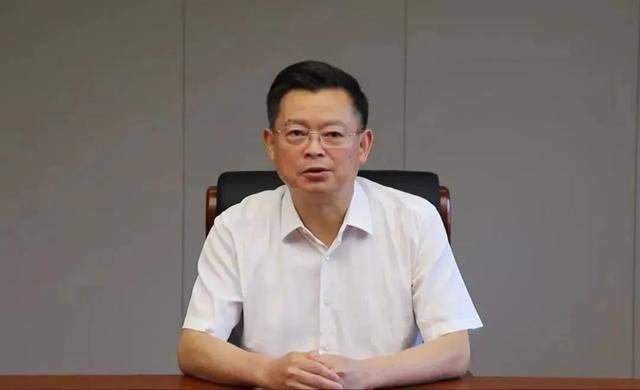 69岁原中央委员落马<strong></p>
<p>币圈咨询</strong>，7年前曾引咎辞职！贪了近20年的“老虎”被判死缓