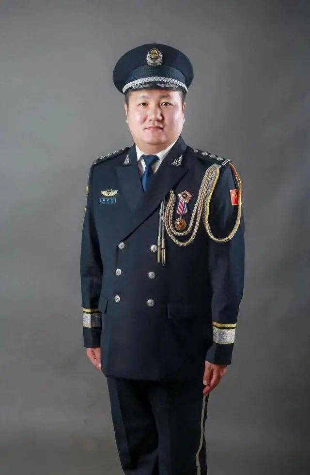 生于1989年<strong></p>
<p>yex币</strong>，杨旭恒递补为河南省委委员