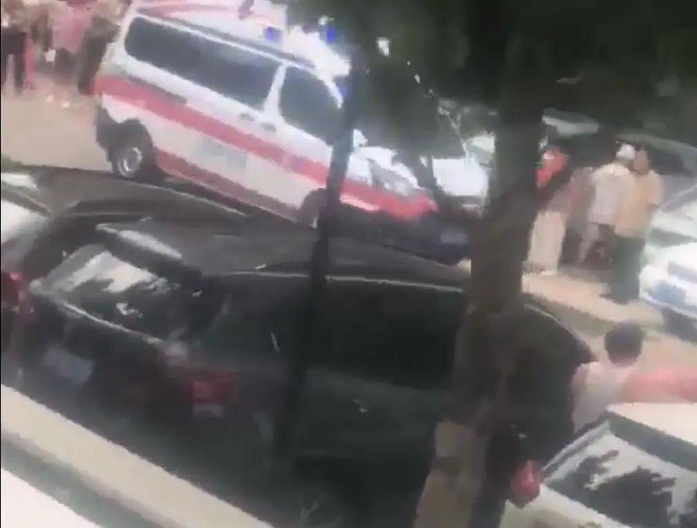 突发！山东一小区内部道路发生车祸<strong></p>
<p>以特币交易</strong>，致1死4伤，警方通报→