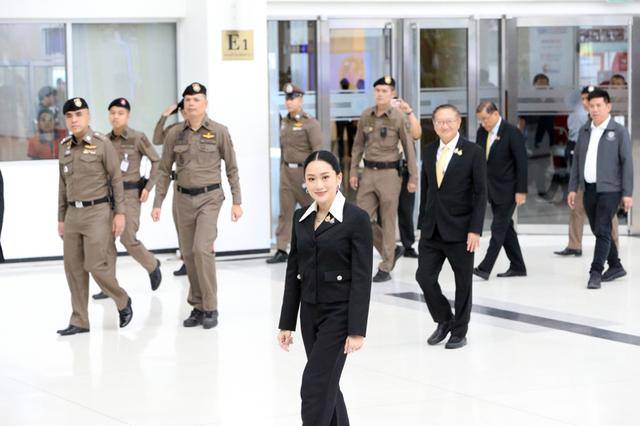尘埃落定<strong></p>
<p>今日币价</strong>！佩通坦被解除泰国总理职务