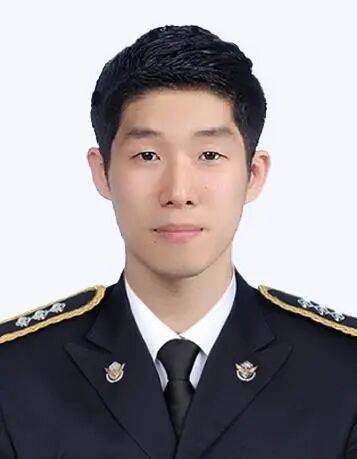 他抢救无效去世<strong></p>
<p>炒币圈</strong>，年仅34岁