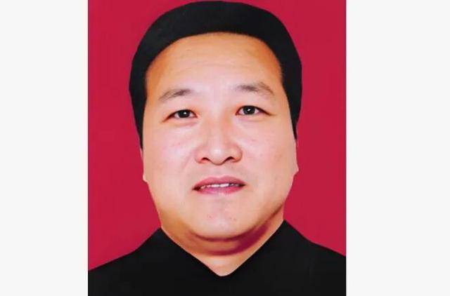 宁夏政协原副秘书长蔡明被查<strong></p>
<p>炒币大神</strong>，8年前卸任，曾被处分