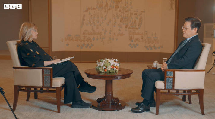 韩国总统李在明声称：看到中俄朝走近<strong></p>
<p>币圈炒币方法</strong>，我们很难做