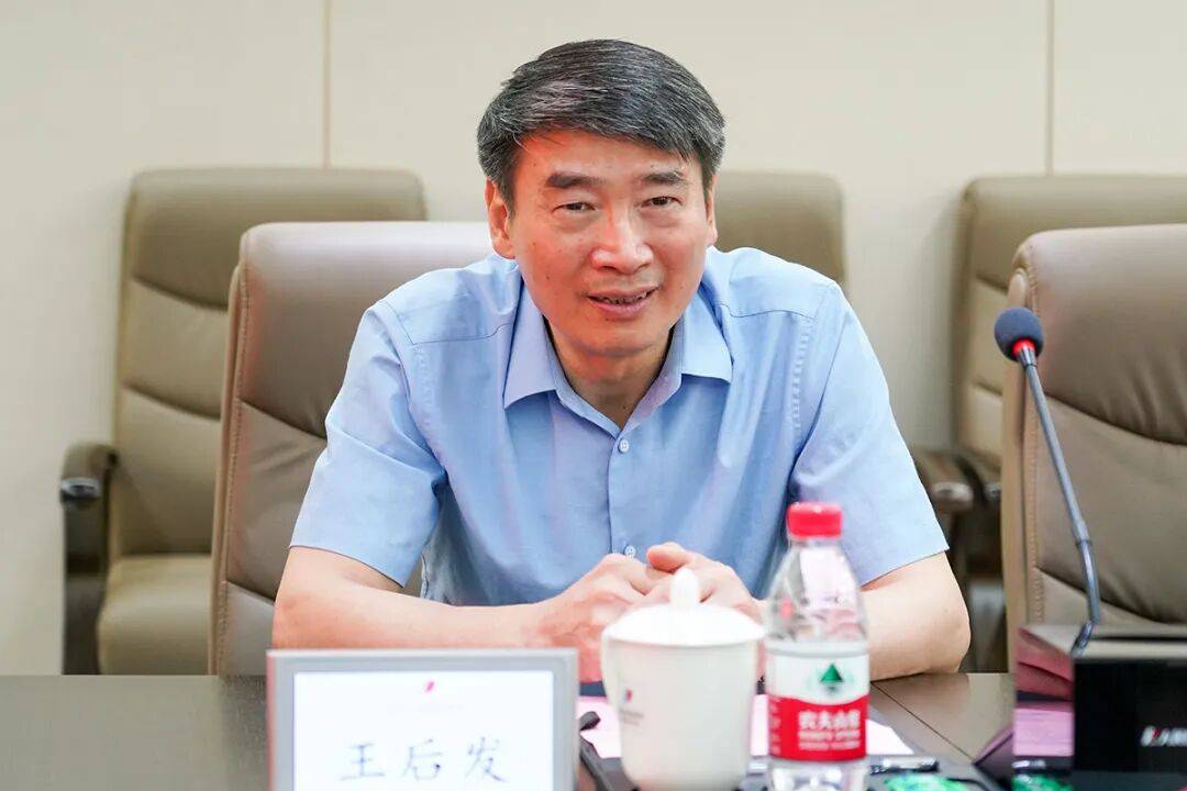 县委书记主动交代问题7个月后<strong></p>
<p>币圈炒币方法</strong>，县人大常委会原主任也主动交代问题，两人长期共事