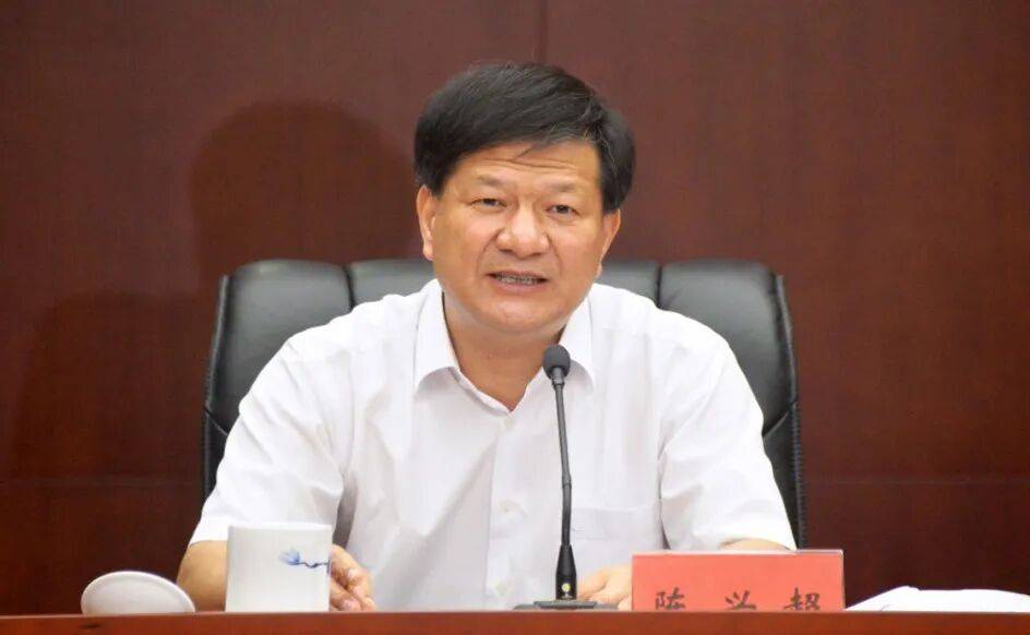 陈兴超同志<strong></p>
<p>币圈炒币方法</strong>，请求辞去江西省政协副主席职务