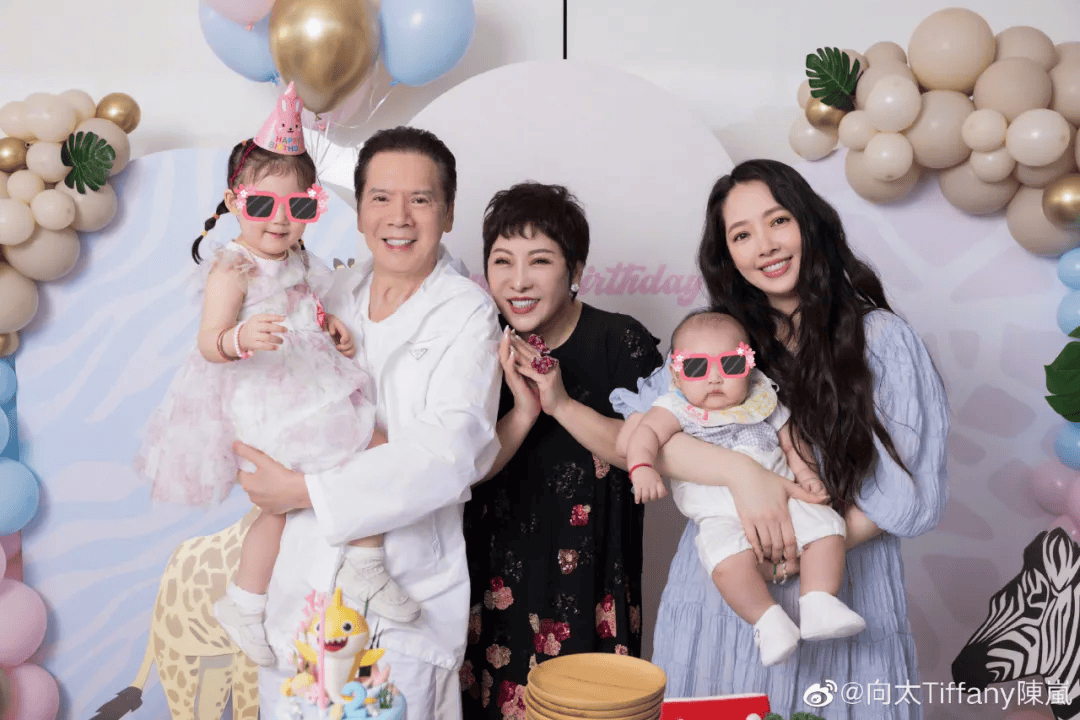 向太回应“向家破产”传闻：珠宝、豪宅都在<strong></p>
<p>寻街币</strong>，还养着1000多名员工；向佐力挺：说话的人请有点底线