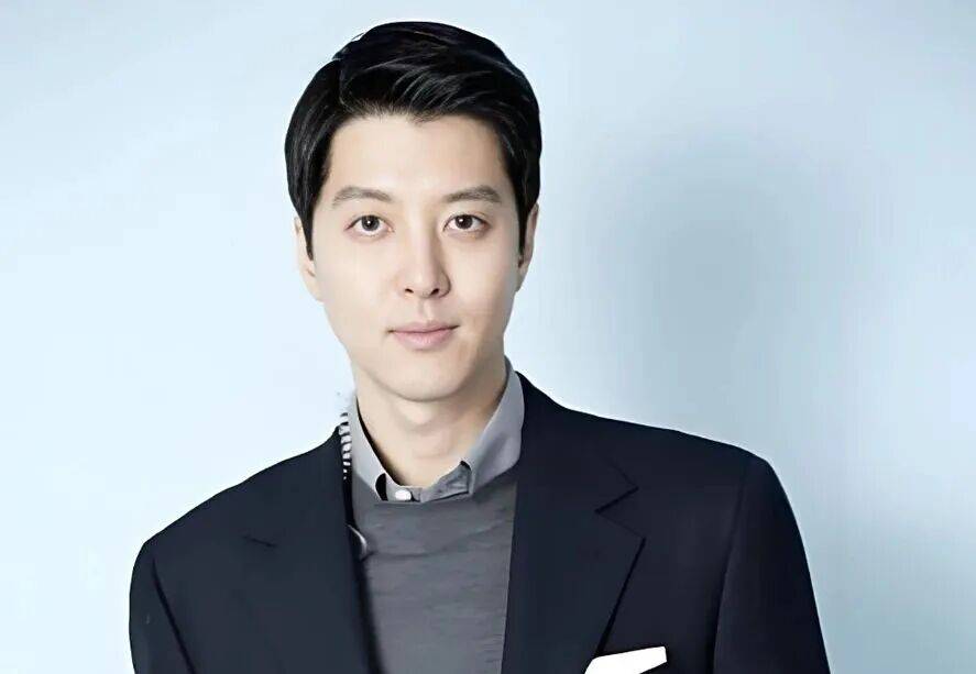 知名男演员自曝患罕见病<strong></p>
<p>极特币交易</strong>，“连呼吸都痛”