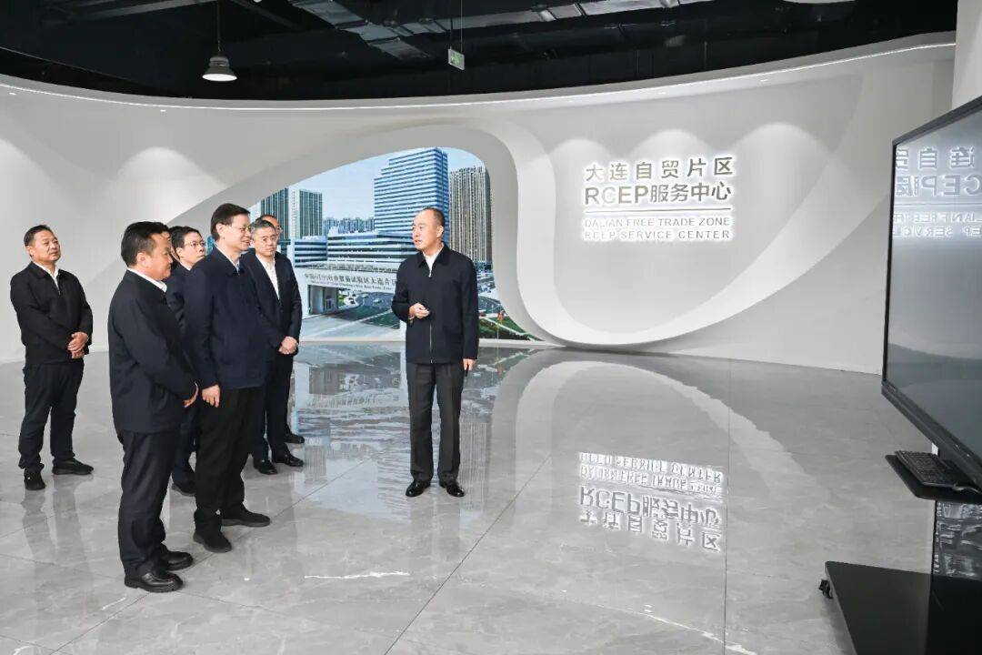 新任辽宁省委书记许昆林<strong></p>
<p>星币一</strong>，到大连调研