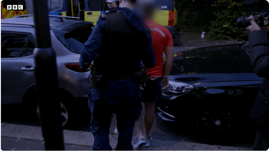 凯特患癌竟因辉瑞疫苗？伦敦4万被盗手机直飞香港<strong></p>
<p>星币一</strong>，比贩毒暴利产业链曝光…