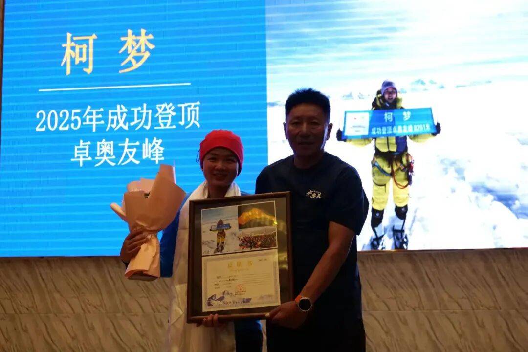 早安·黄石 | 高温黄色省级预警 / 黄石楼市最新数据公布 / <strong></p>
<p>星币一</strong>我市假期发送旅客逾408万人次