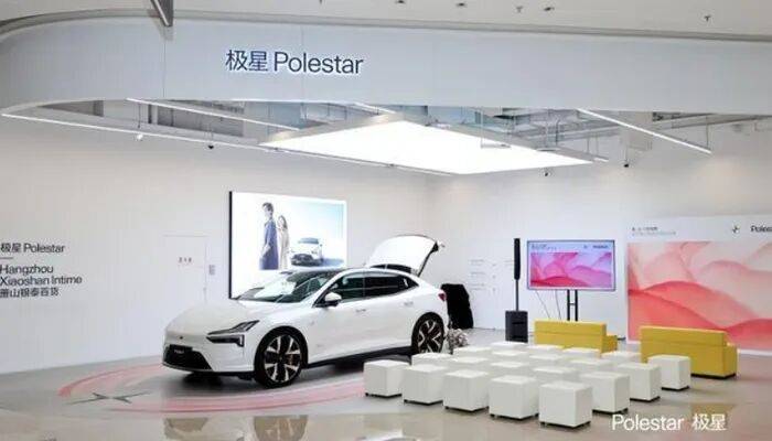 卖1辆亏27万元<strong></p>
<p>有币下载</strong>，“车圈顶级富二代”关闭国内最后一家直营店，曾对标特斯拉