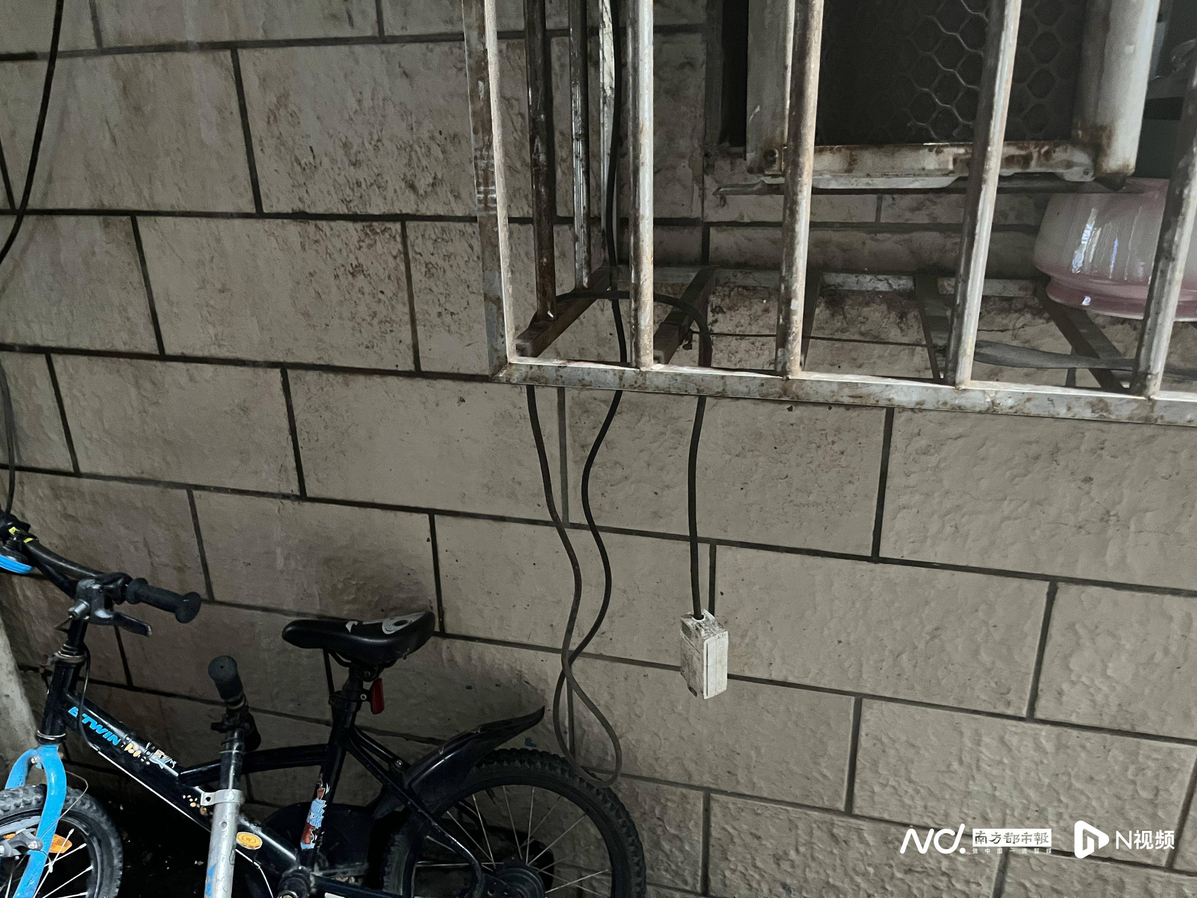 深圳一小区电动车管理引担忧<strong></p>
<p>有币下载</strong>，部门责令整改后，记者实探