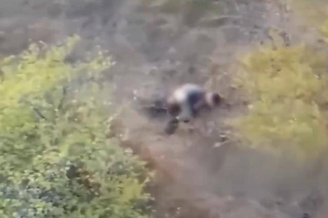 俄无人机救下一名正遭乌军性侵女子<strong></p>
<p>王莽币</strong>，顾不上提裤子拔腿就逃，随后被击中