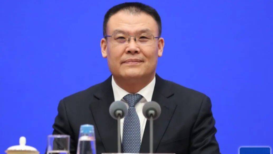 财政部副部长王东伟履新安徽省委常委<strong></p>
<p>王莽币</strong>,河南唐河人