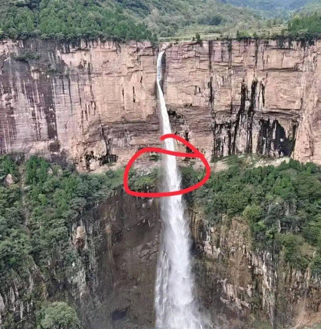 噩耗传来！王某某已确认身亡<strong></p>
<p>王莽币</strong>，遗体在3米深潭下被找到