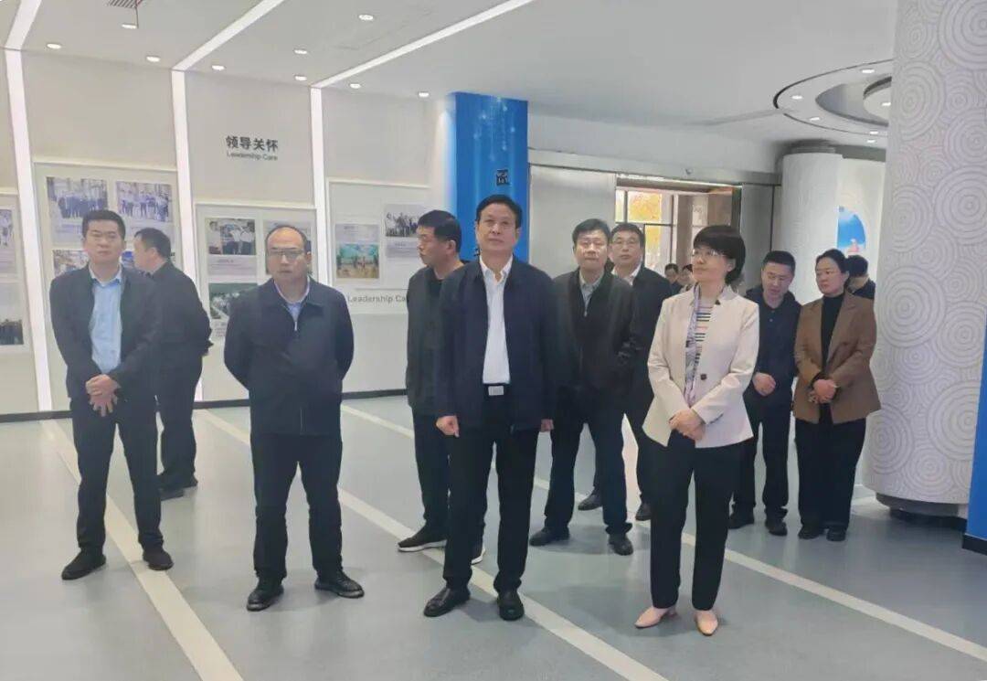 平阴县政协考察组来<strong></p>
<p>马兰币</strong>我市学习考察