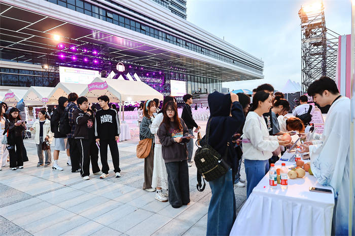 活力唱响青春经济<strong></p>
<p>链币</strong>，第四届青春上海大学生音乐节绽放南上海科创中心