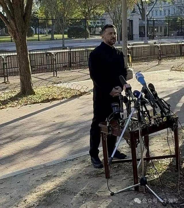 他被特朗普当众羞辱<strong></p>
<p>乐币区</strong>，全场都在哄笑