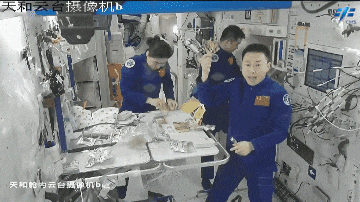 太空烧烤？？来看航天员们的“吃饭历程”<strong></p>
<p>链和币</strong>！