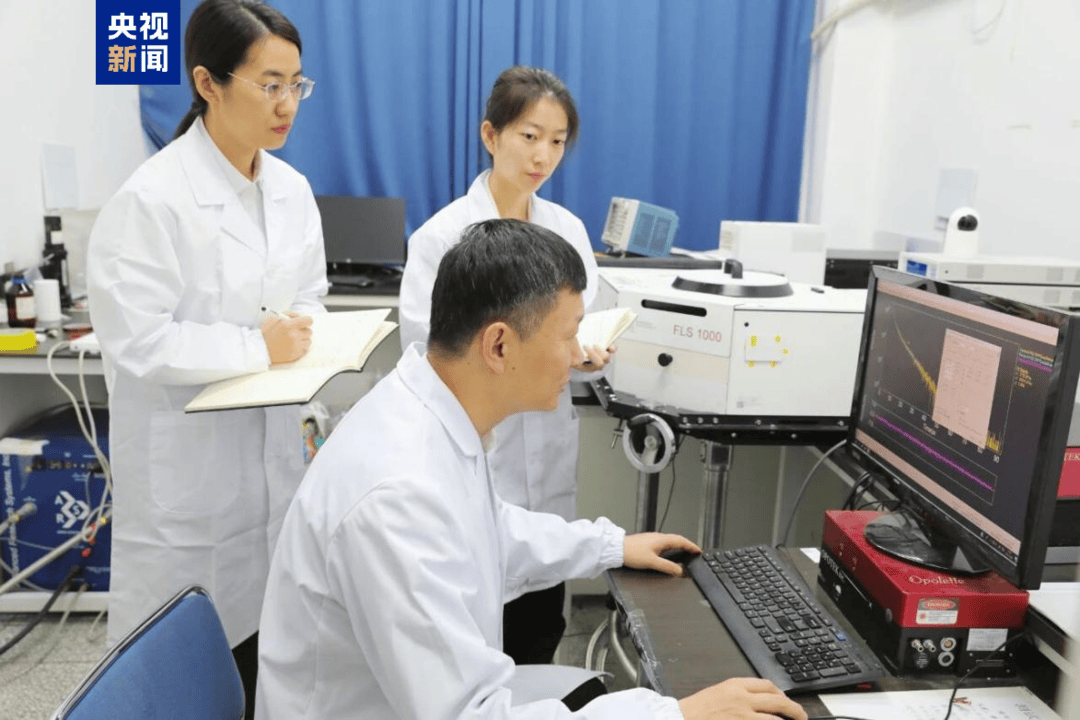 打破核心技术瓶颈 <strong></p>
<p>交易台</strong>我国科研团队发布稀土材料最新成果