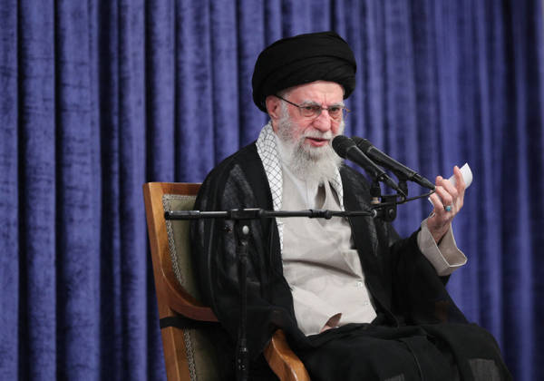 “罕见”<strong></p>
<p>共生币行情</strong>，伊朗情报部长公开指责：美以密谋刺杀哈梅内伊