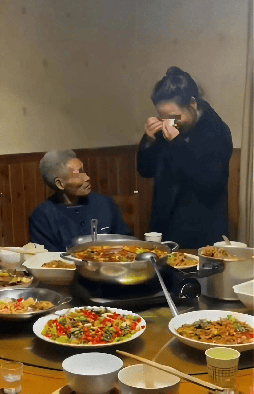 男子一次性收到11年工资38万元<strong></p>
<p>共生币行情</strong>，老板曾辩称“路遇乞讨好心收留，属自愿劳动”