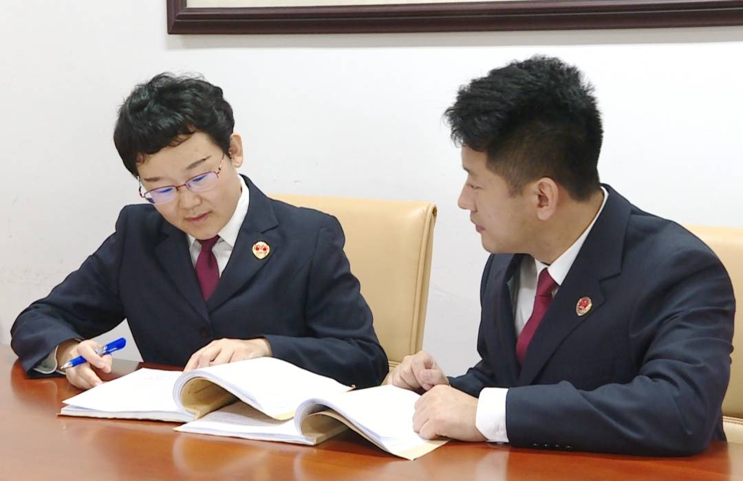 男子长期偷窥女室友<strong></p>
<p>币圈排名</strong>,把摄像头装进其卧室,犯非法侵入住宅罪!