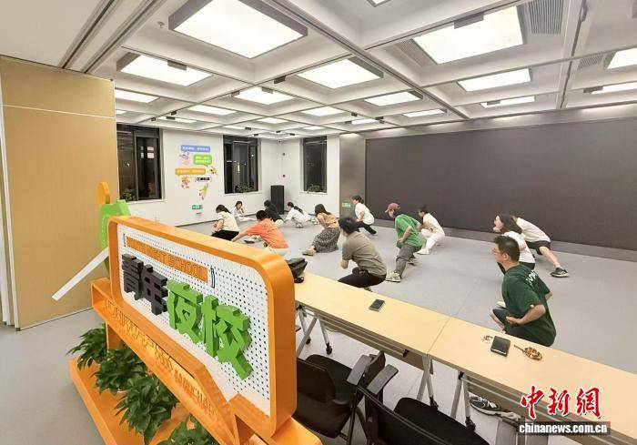 年均引进3万大学生<strong></p>
<p>炒币经历</strong>，浙江最年轻城区靠什么？