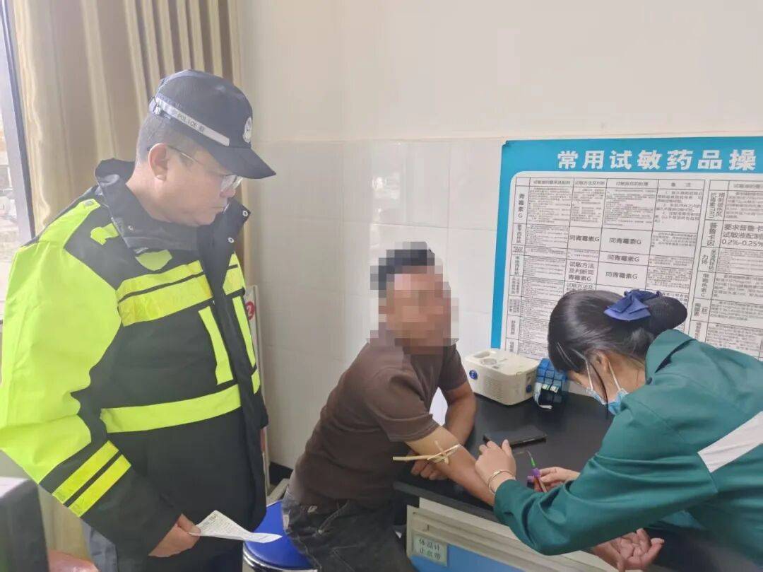 “我根本没反应过来！”刚下车就被撞倒<strong></p>
<p>炒币图</strong>，人都懵了