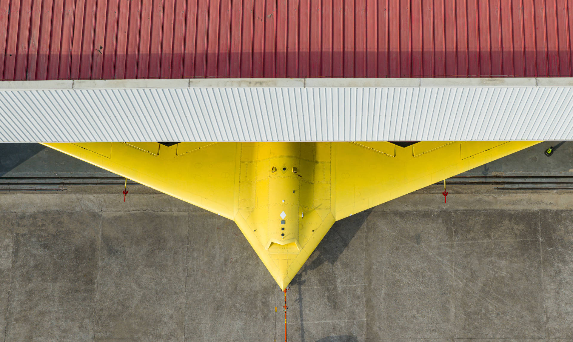 多张高清大图<strong></p>
<p>币网行情app</strong>！新型高空高速长航时无人机彩虹-7近日成功首飞