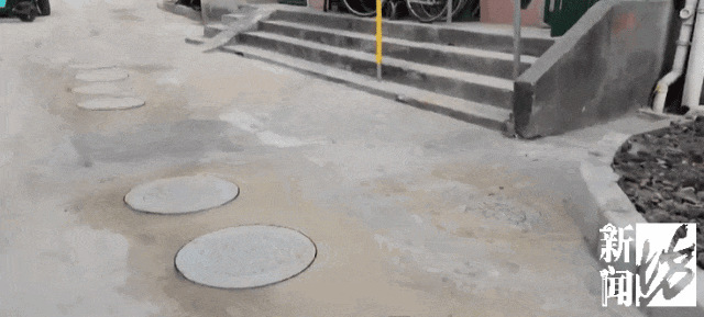 太夸张！上海人比比谁家楼下井盖多！有人家门口100个<strong></p>
<p>炒币神器</strong>，“走路难！到处都像贴膏药”...