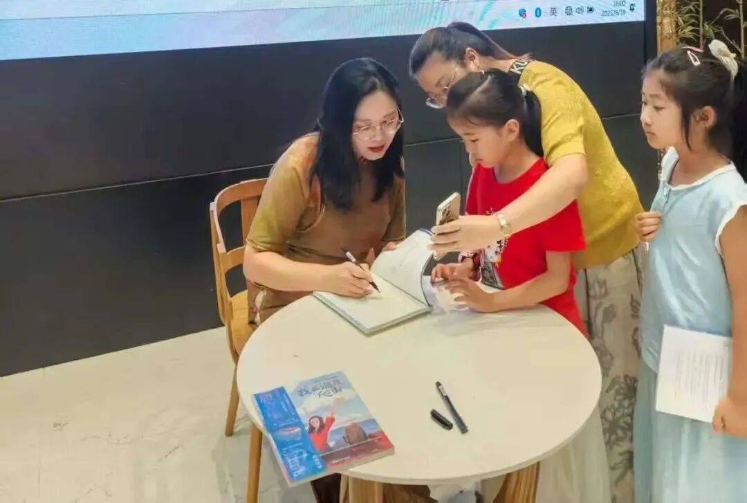 突然爆火！浙大女博士一个月涨粉超50万<strong></p>
<p>币圈分析</strong>，“我是过了把瘾”！网友：丝滑入脑……