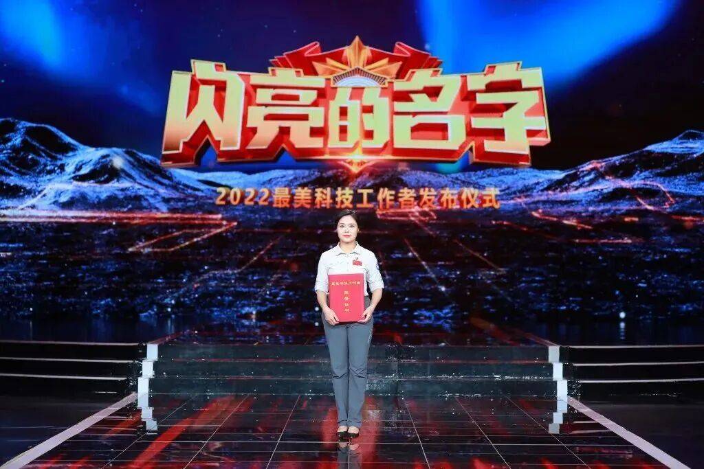 突然爆火！浙大女博士一个月涨粉超50万<strong></p>
<p>币圈分析</strong>，“我是过了把瘾”！网友：丝滑入脑……