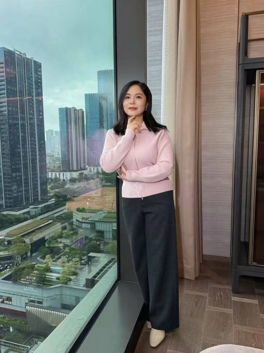 突然爆火！浙大女博士一个月涨粉超50万<strong></p>
<p>币圈分析</strong>，“我是过了把瘾”！网友：丝滑入脑……